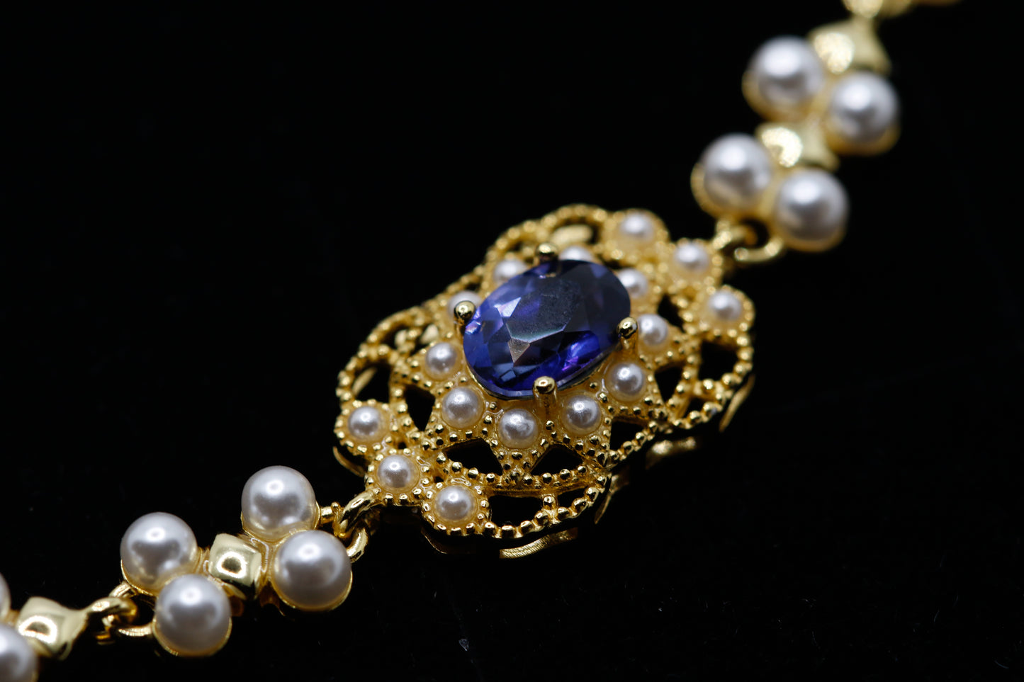 Rococo bracelet - London blue topaz