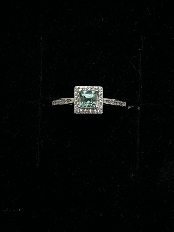 Paraiba tourmaline ring