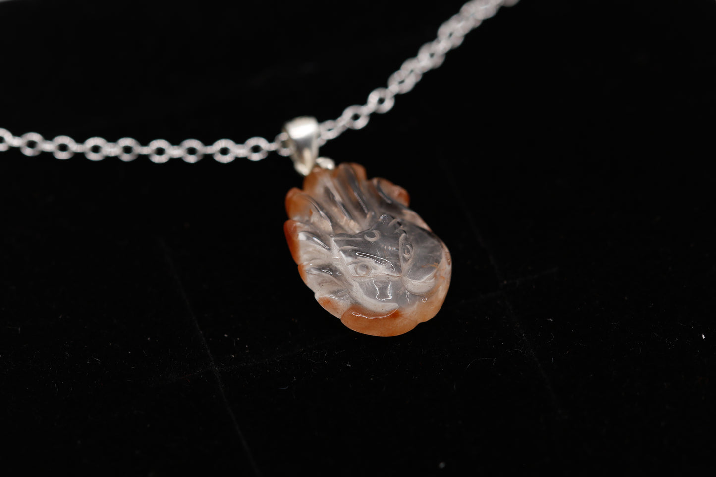 Little fox pendant - fire quartz