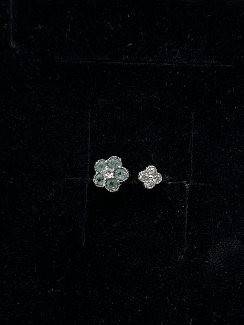 Paraiba tourmaline flower ring