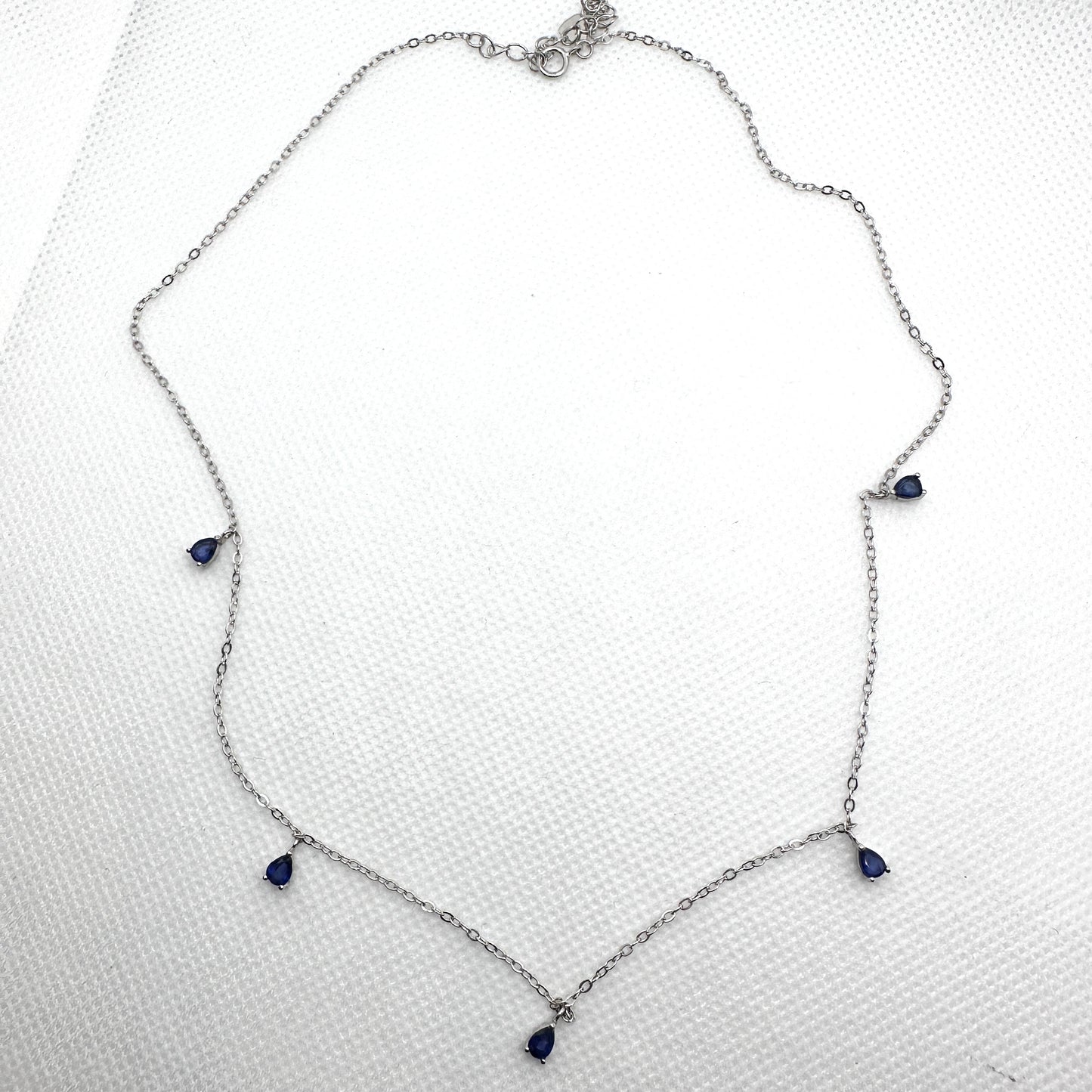 Delicate station necklace - sapphire