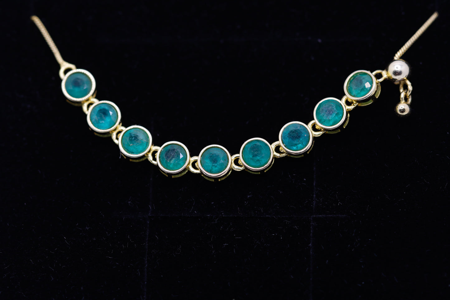 Modernity emerald necklace