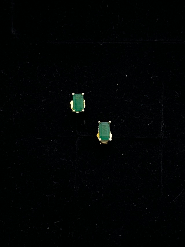 Natural emerald studs