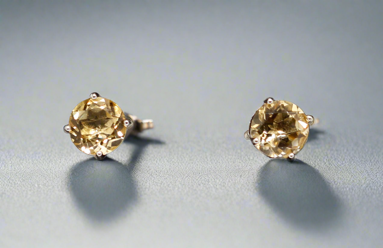 Citrine ear studs