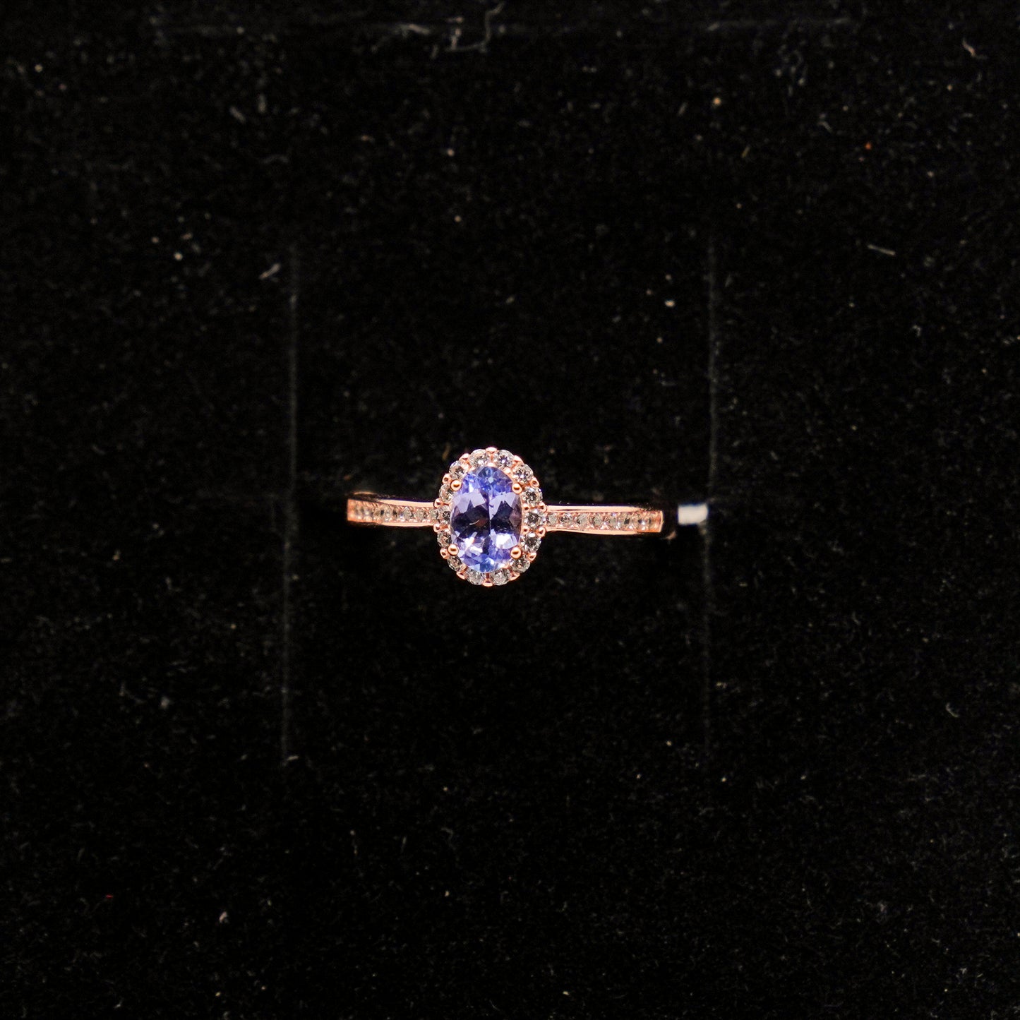 Tanzanite ring - rose gold
