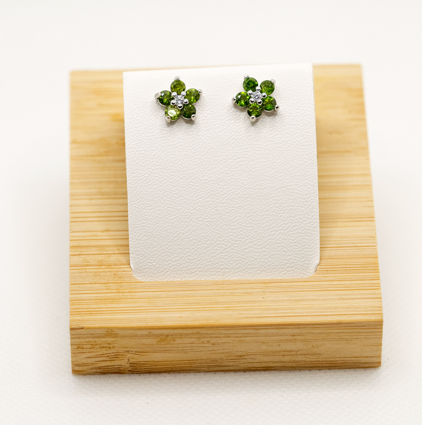 Diopside flower studs